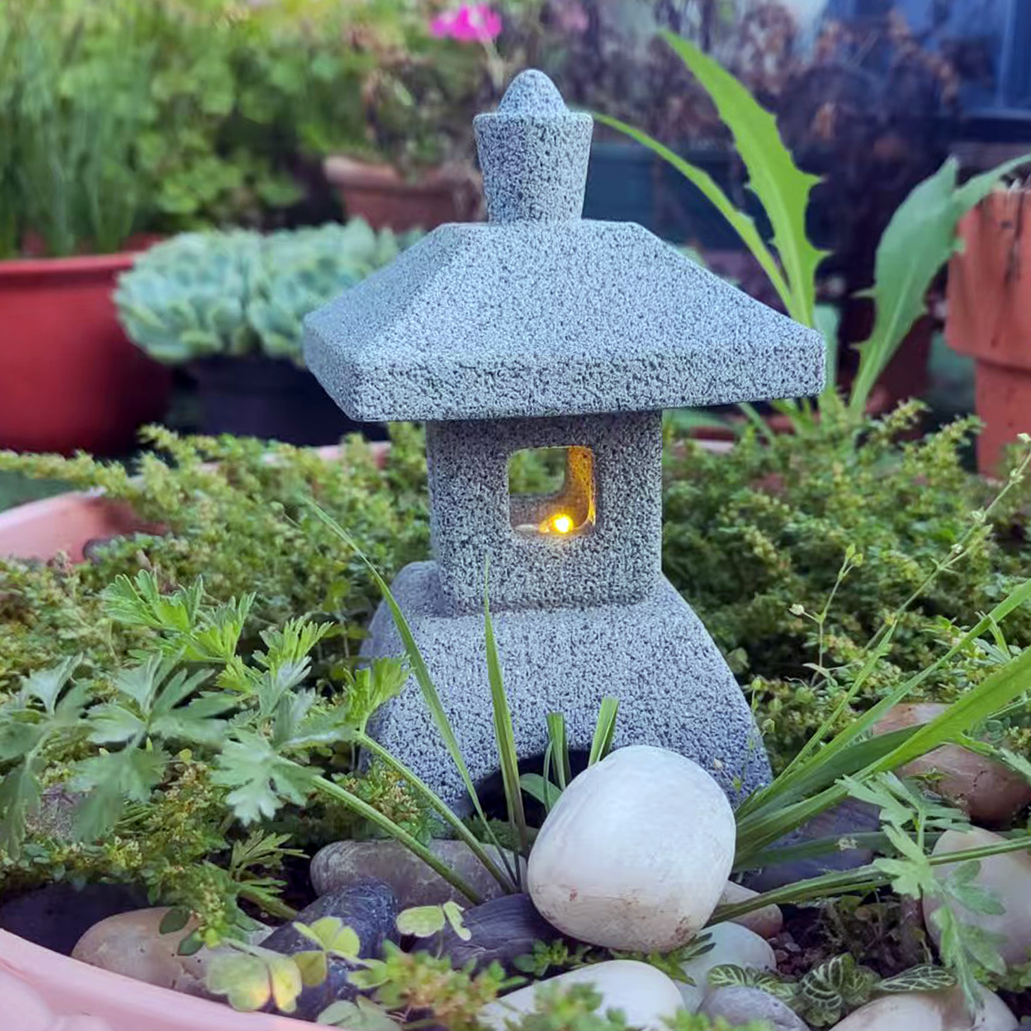 Japanese Lantern Pagoda Statue - Japan Bonsai Garden のレビューと価格
